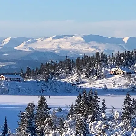 Nydelig Hytte I Naturskjonne Omgivelser בית נופש